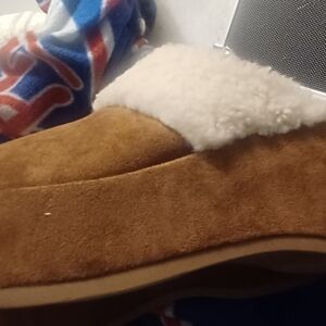 Time and Tru Brown Kids Slippers with Cream Lining
